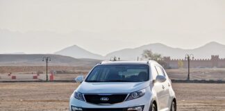 Ile biegów ma Kia Rio?