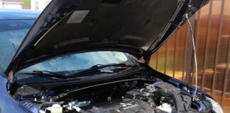 Ile pali Mitsubishi Lancer 18?