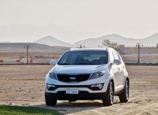 Ile koni mechanicznych ma Kia Rio?